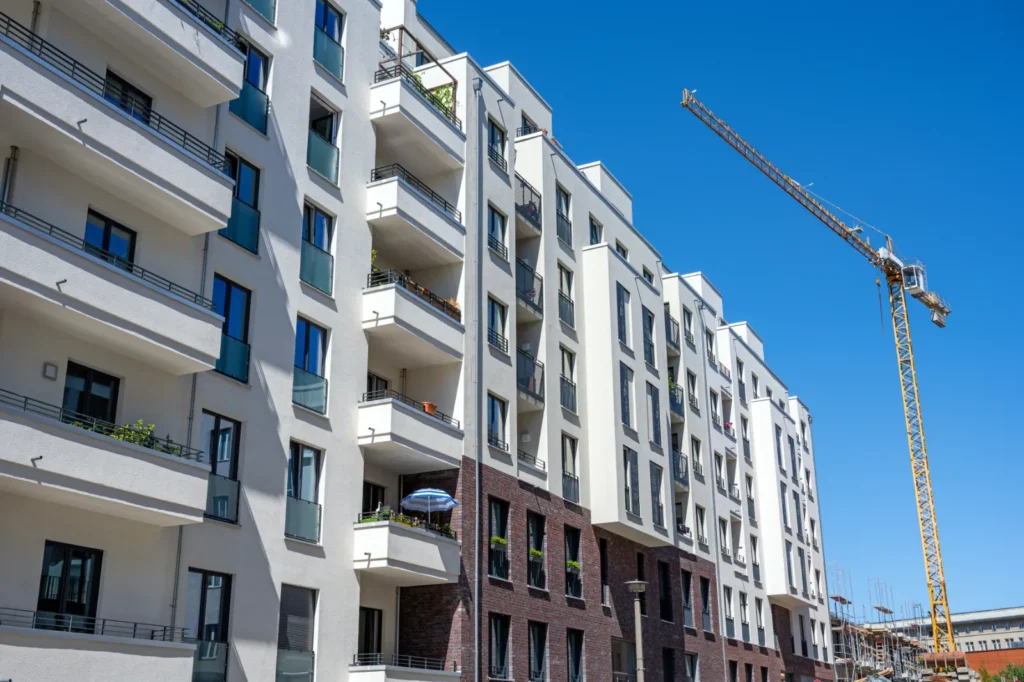 blok budowany przez dewelopera